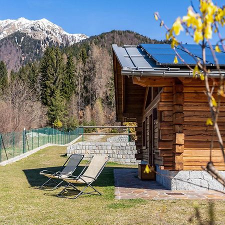 Chalet Camping Fae 3 Vila Madonna Exterior foto