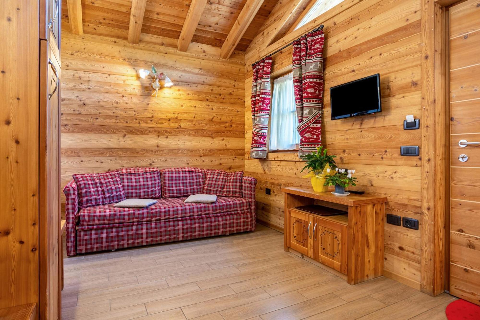 Chalet Camping Fae 3 Vila Madonna Exterior foto