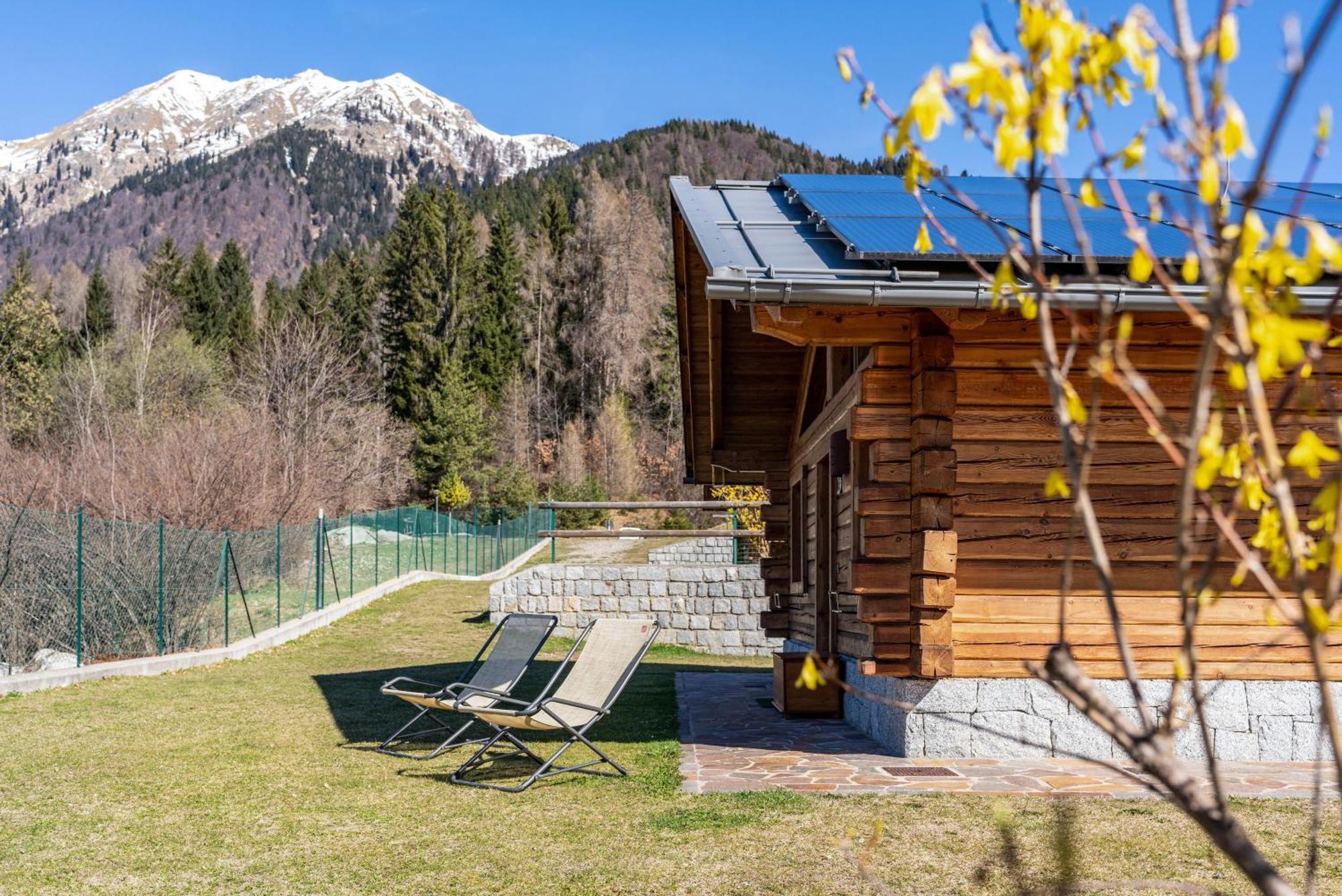 Chalet Camping Fae 3 Vila Madonna Exterior foto